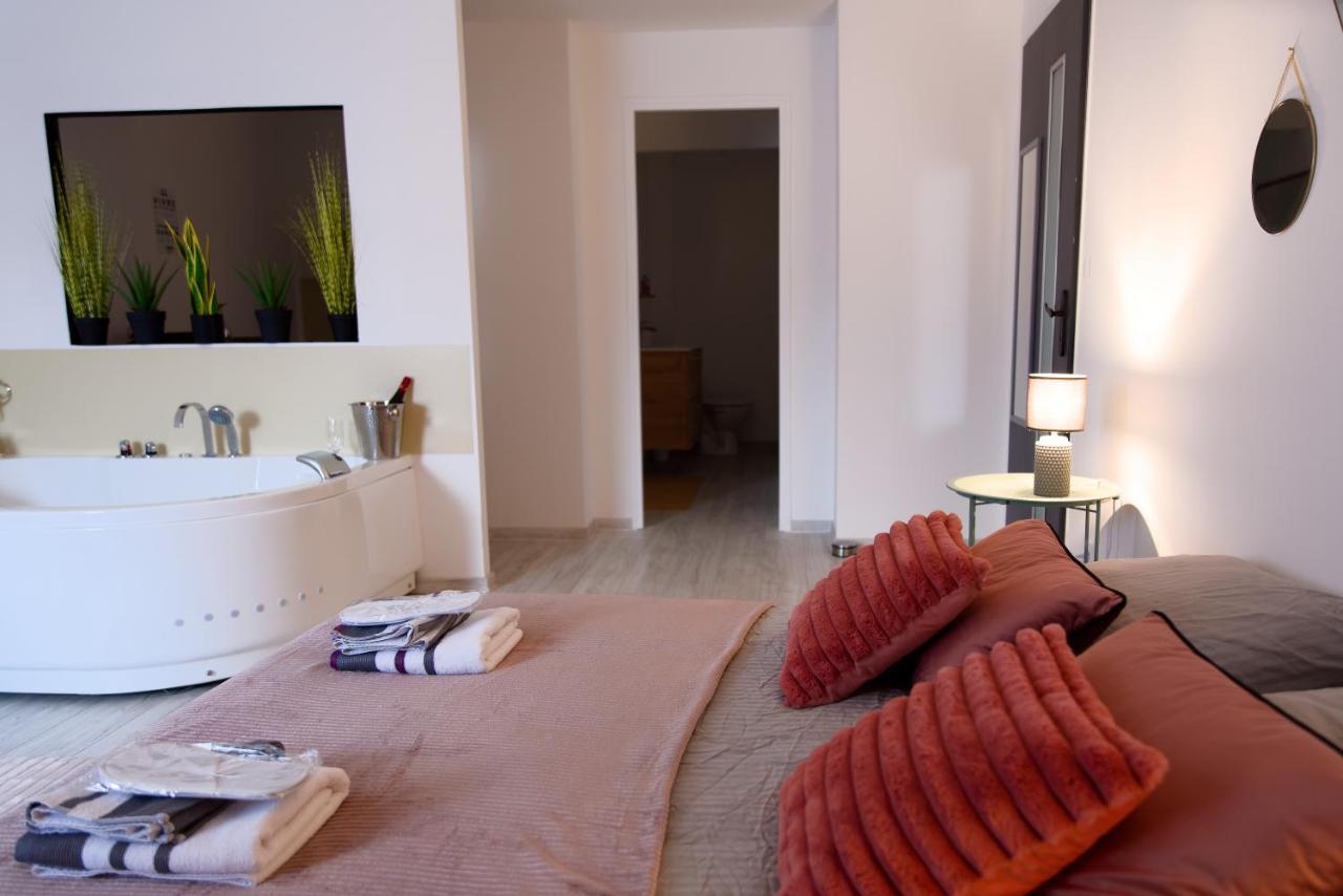 Suite Le Cocoon & Spa By Nancyintimelounge ภายนอก รูปภาพ